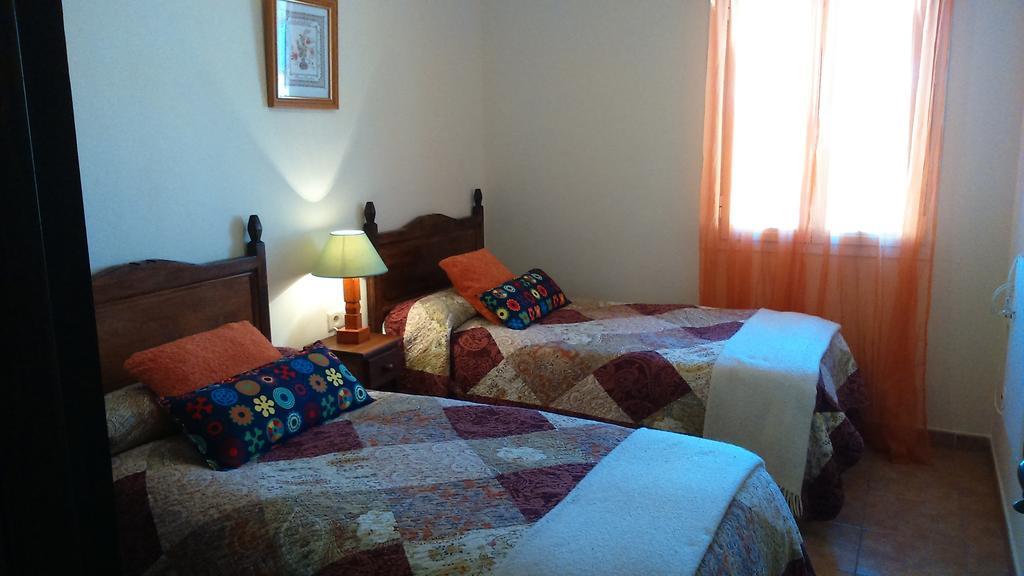Hostal Rural Molino Del Bombo Арасена Номер фото