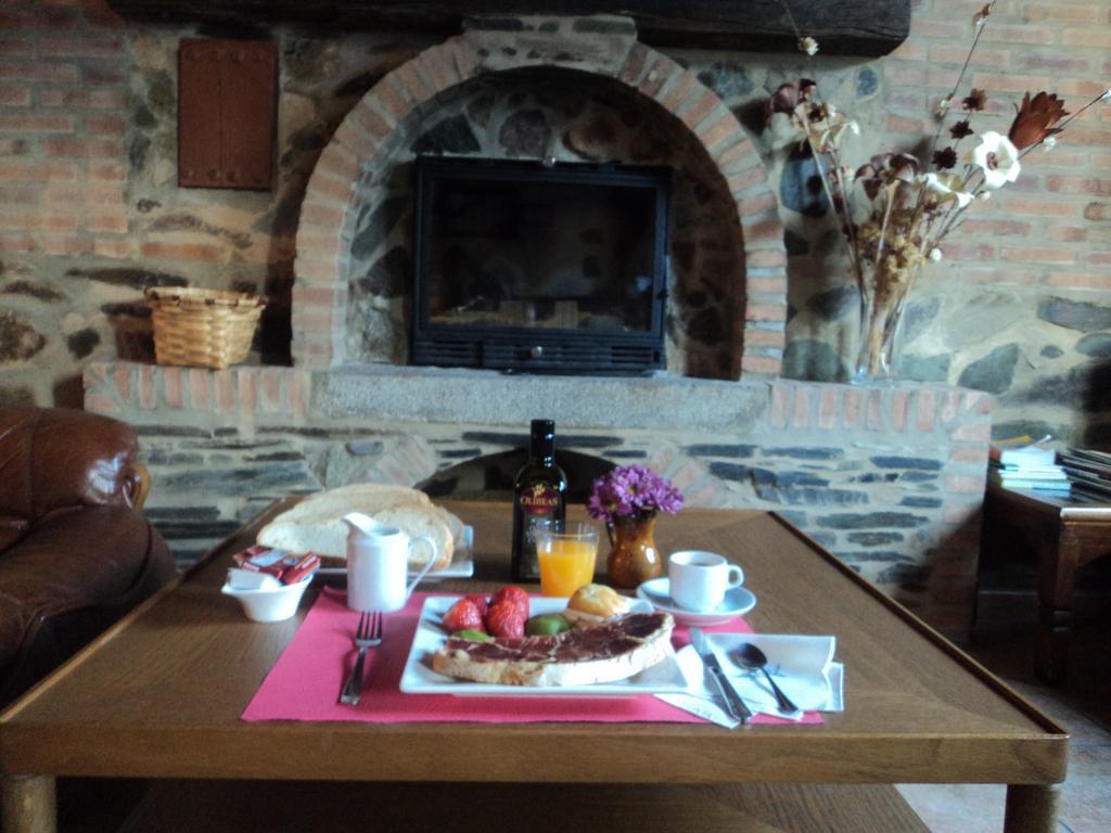 Hostal Rural Molino Del Bombo Арасена Екстер'єр фото